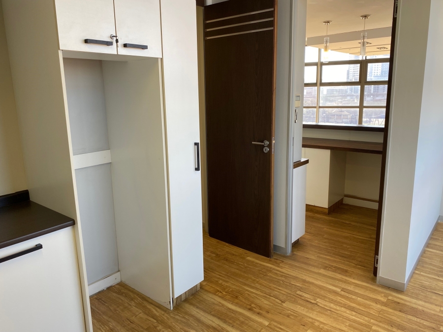 To Let Commercial Property for Rent in Woodstock Western Cape